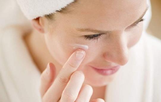 美業(yè)視角下的抗衰真相：真能實現(xiàn)逆齡蛻變嗎？