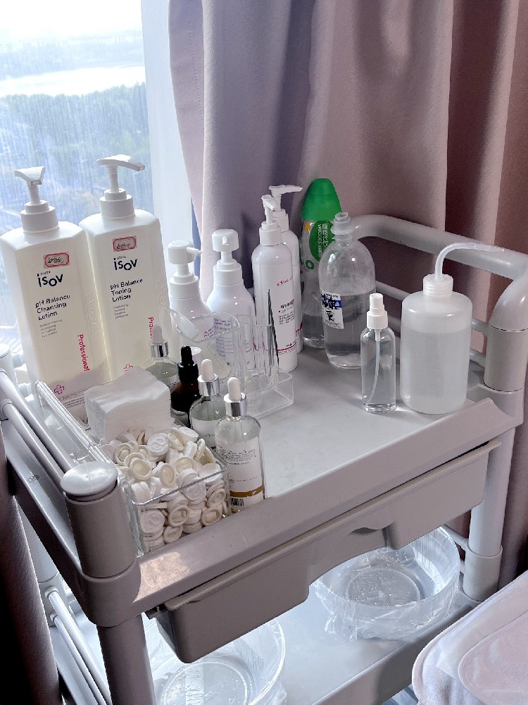 常見肌膚問題專業指南：精準對策，告別無效護膚